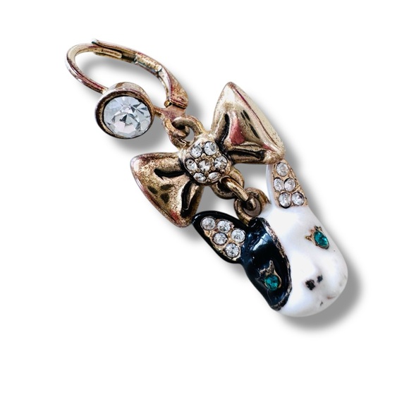 Betsey Johnson Royal Engagement Mismatch Dog Earrings French Bulldog Puppy - Picture 4 of 10